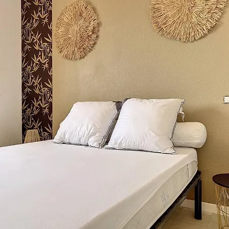 Maison 6 Couchages Cyprien Holiday home *