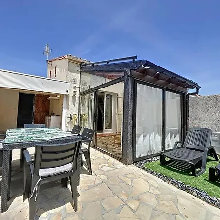 Maison 6 Couchages Cyprien Holiday home *